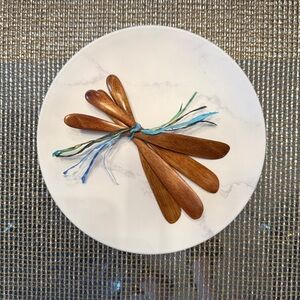 NEW Set of 4 Handcrafted Acacia Wood Spreaders – Luxe Entertaining Essentials